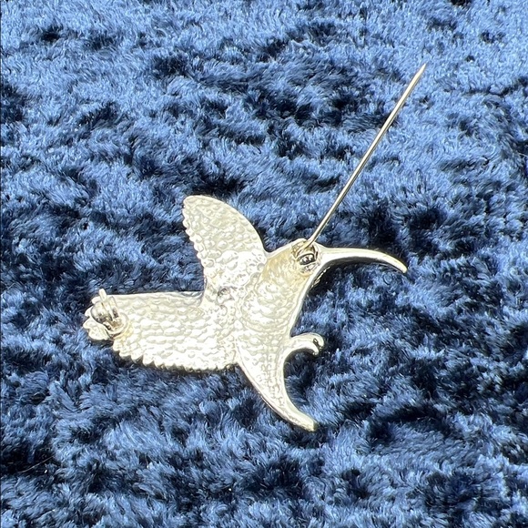 Colorful Hummingbird Bird Pin - Picture 4 of 5